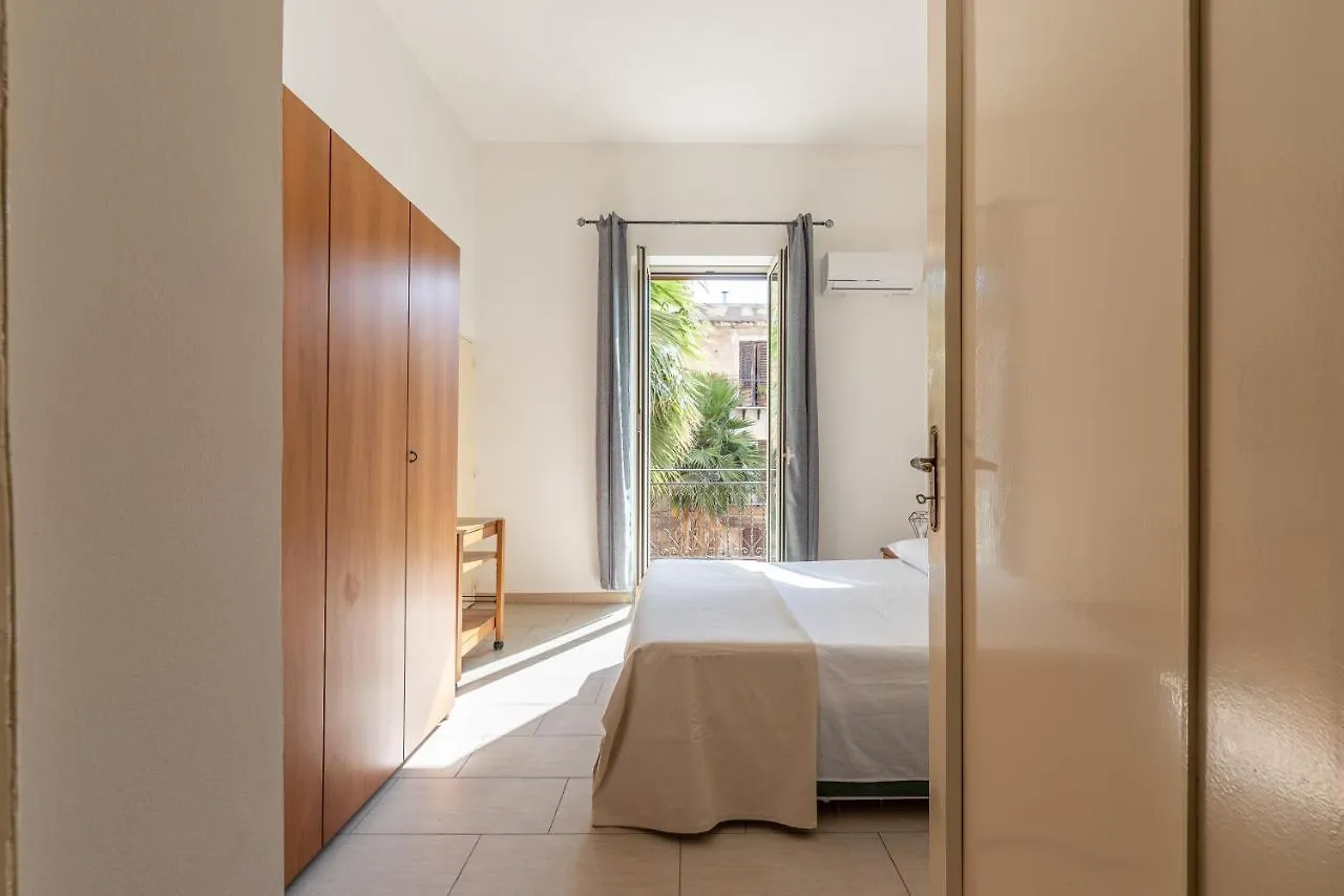 I Mori-Holiday Apartment Palermo
