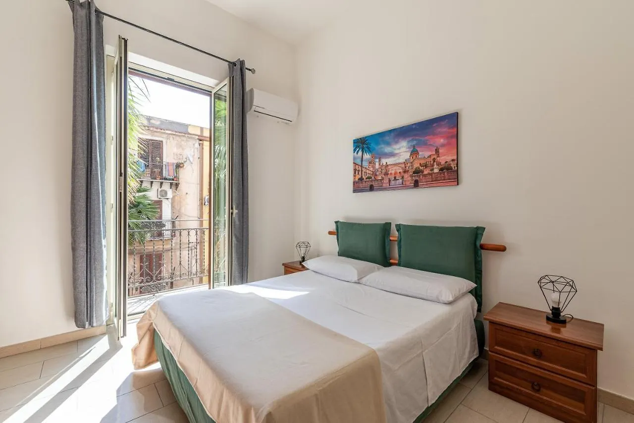 I Mori-Holiday Apartment Palermo İtalya
